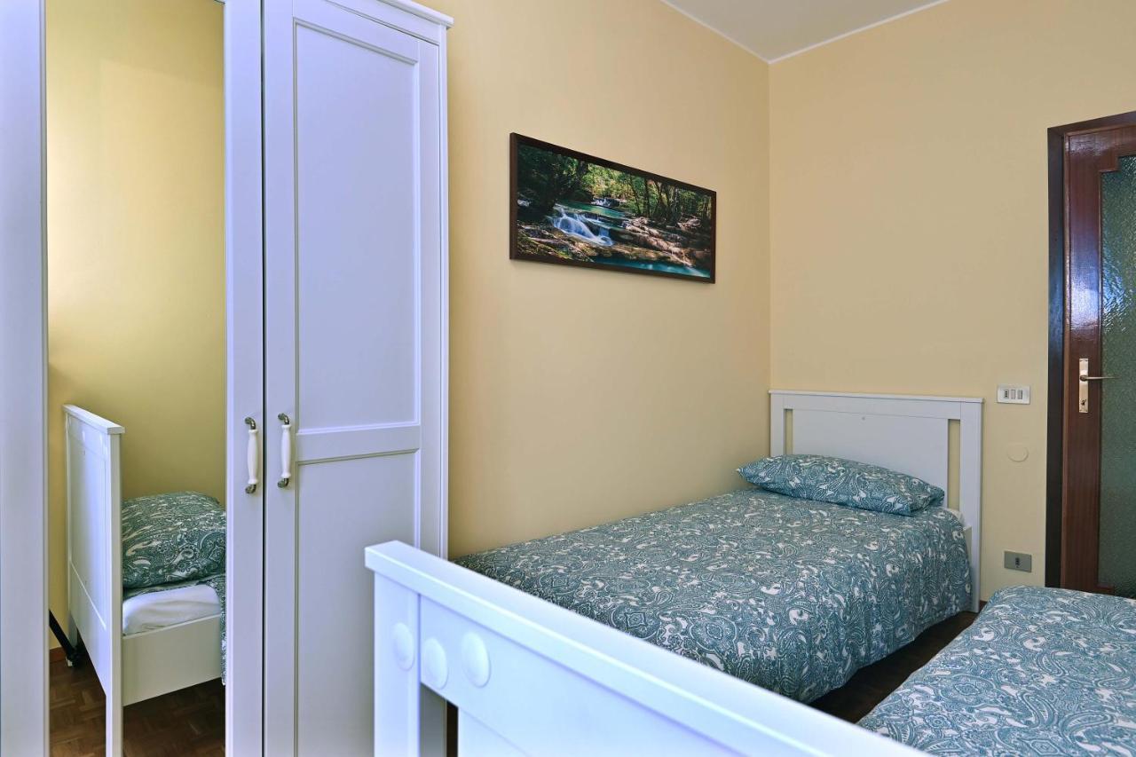 Ferienwohnung Casa Dei Limoni Gardone Riviera Exterior foto